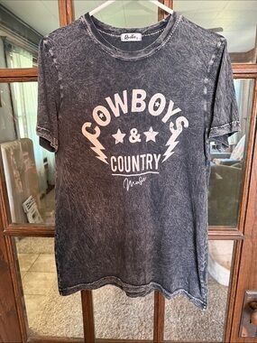 Rustee Cowboys &‎ Country Music Graphic Tee Grey Acid Wash Short Sleeve Medium
